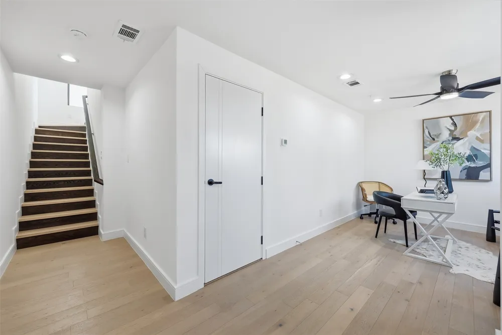 4635 Manett Street #108 Dallas, TX 75204