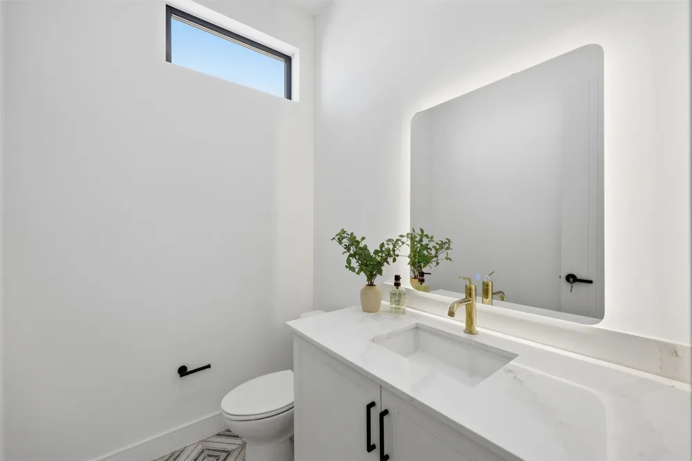 4635 Manett Street #108 Dallas, TX 75204