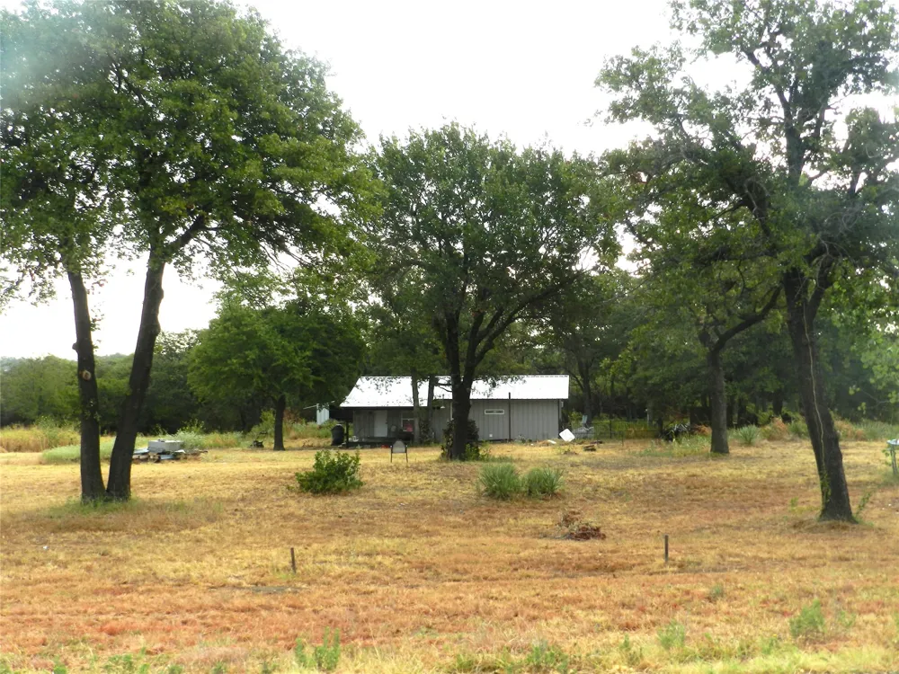 588 Salt Creek Road Springtown, TX 76082