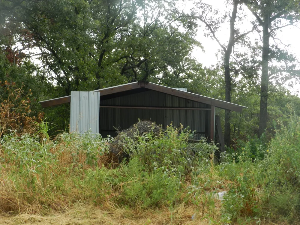 588 Salt Creek Road Springtown, TX 76082