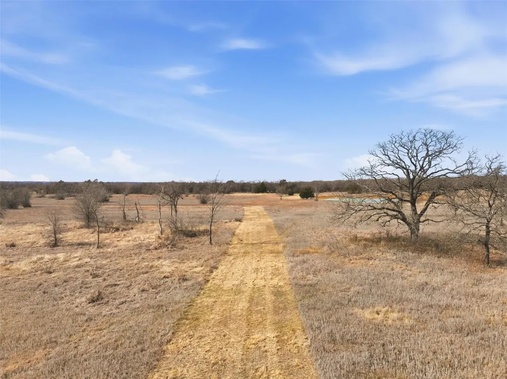 935 County Road 404 Alvarado, TX 76009