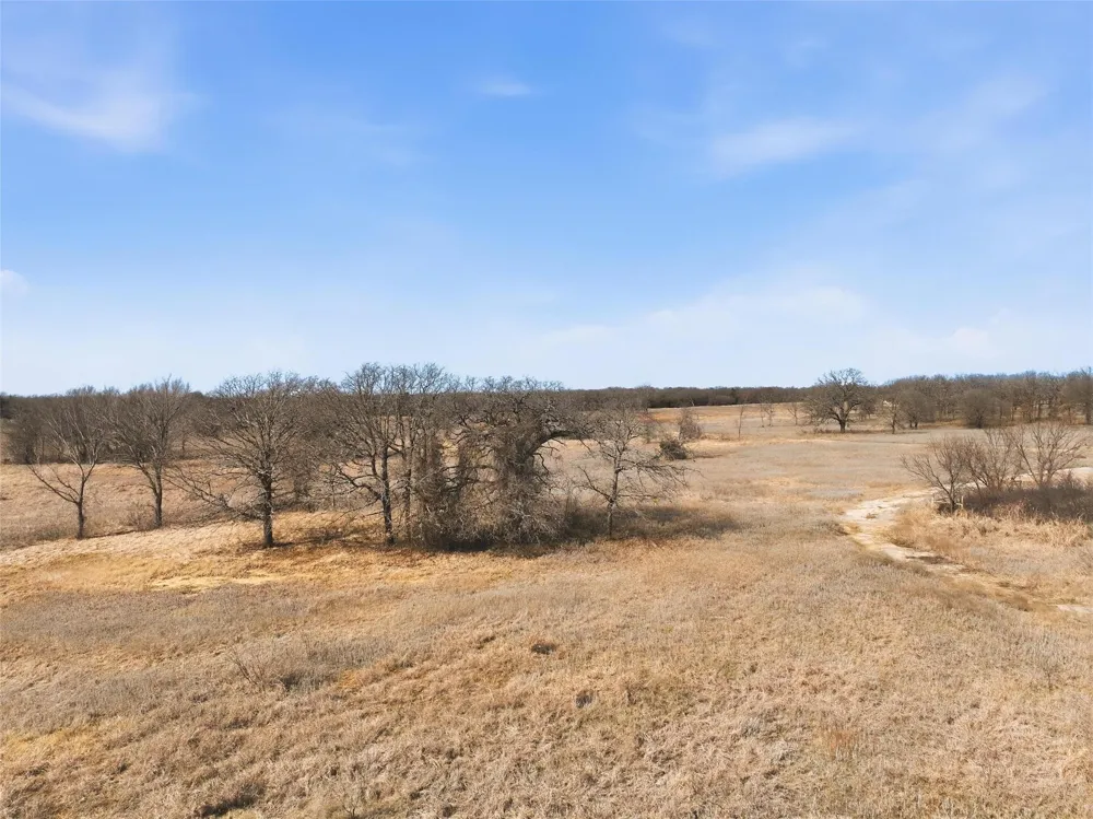 935 County Road 404 Alvarado, TX 76009