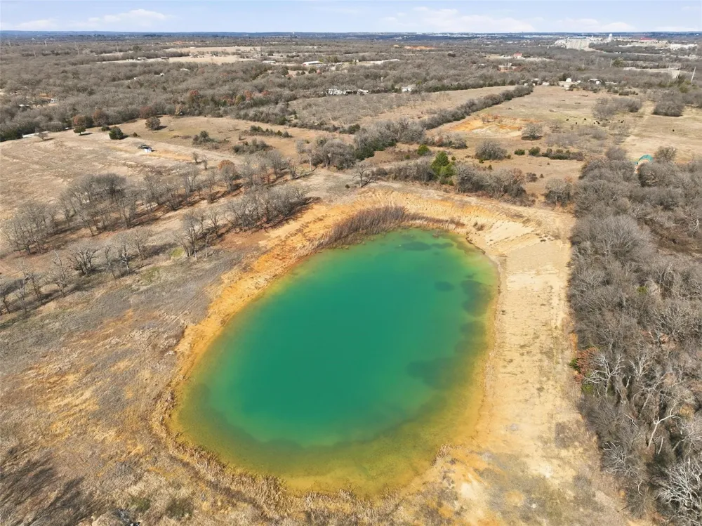 875 County Road 404 Alvarado, TX 76009