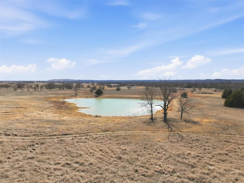875 County Road 404 Alvarado, TX 76009