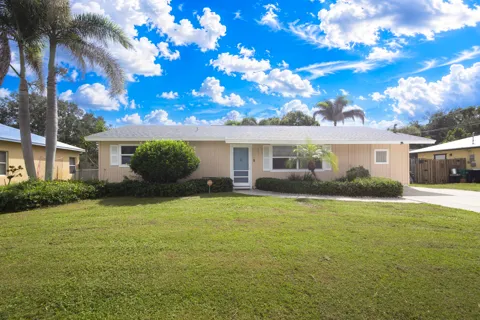 6004 Tangelo Drive