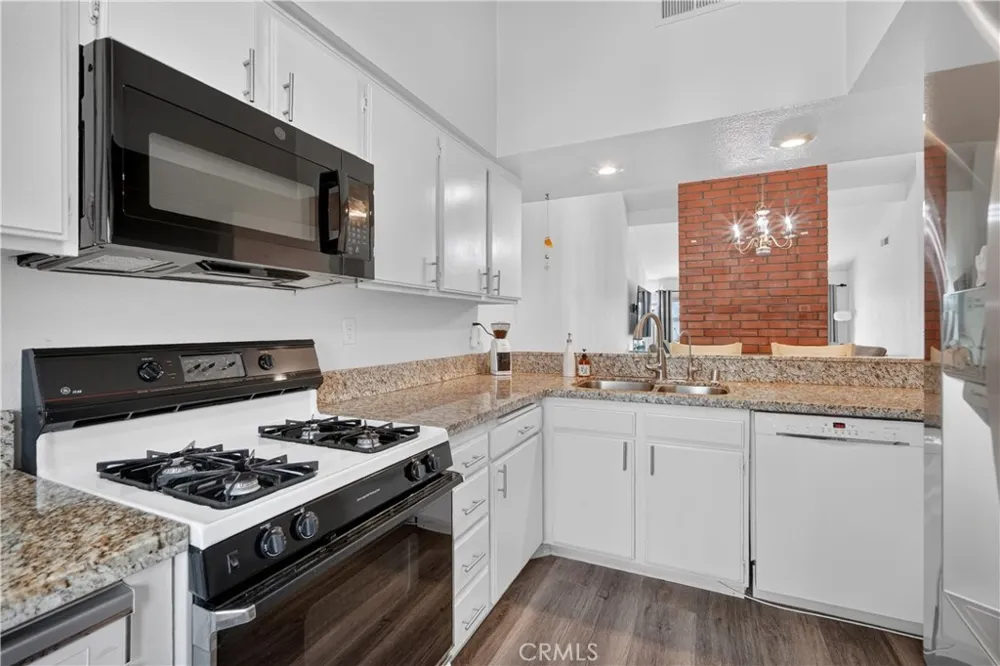 1616 Aspen Village West Covina, CA 91791