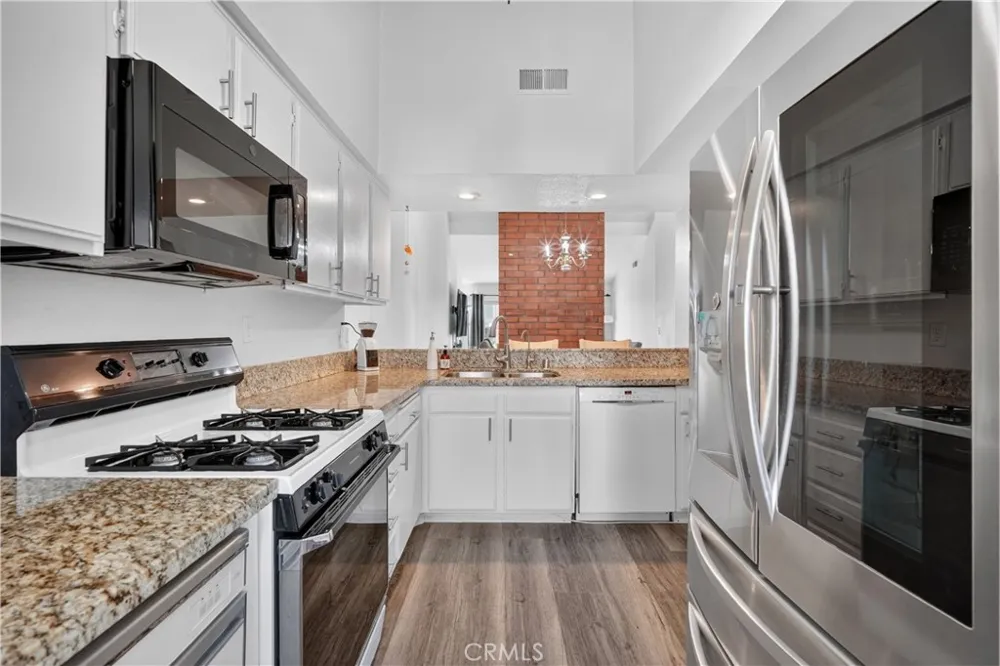 1616 Aspen Village West Covina, CA 91791