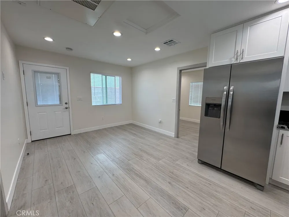 11022 Louise Avenue Granada Hills, CA 91344