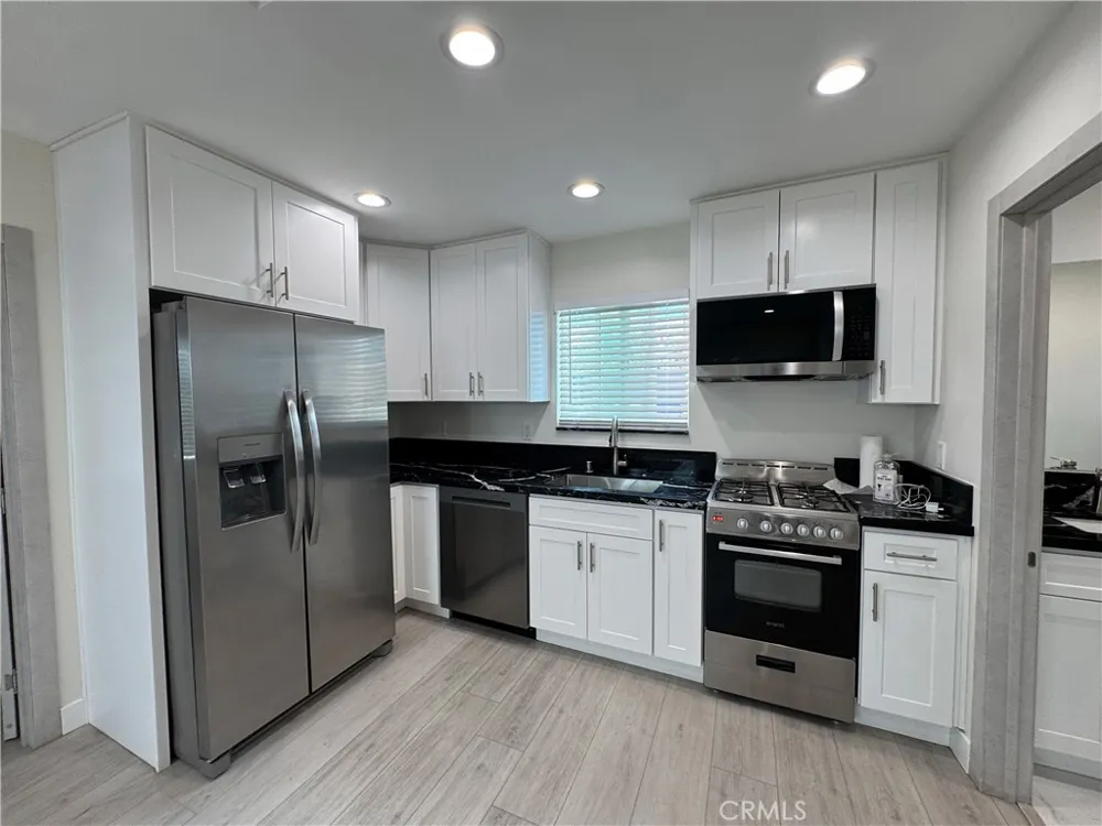 11022 Louise Avenue Granada Hills, CA 91344