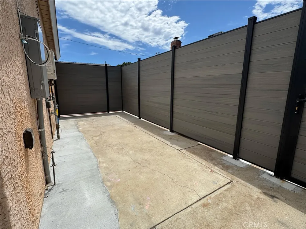 11022 Louise Avenue Granada Hills, CA 91344
