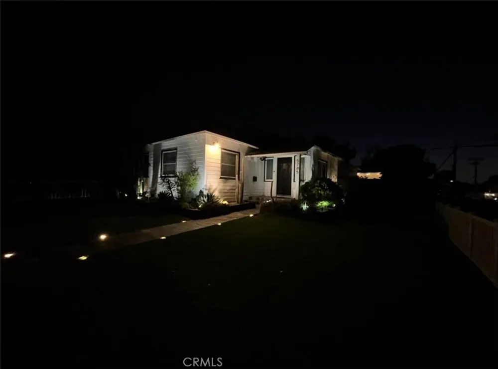 5785 Bertrand Avenue Encino, CA 91316