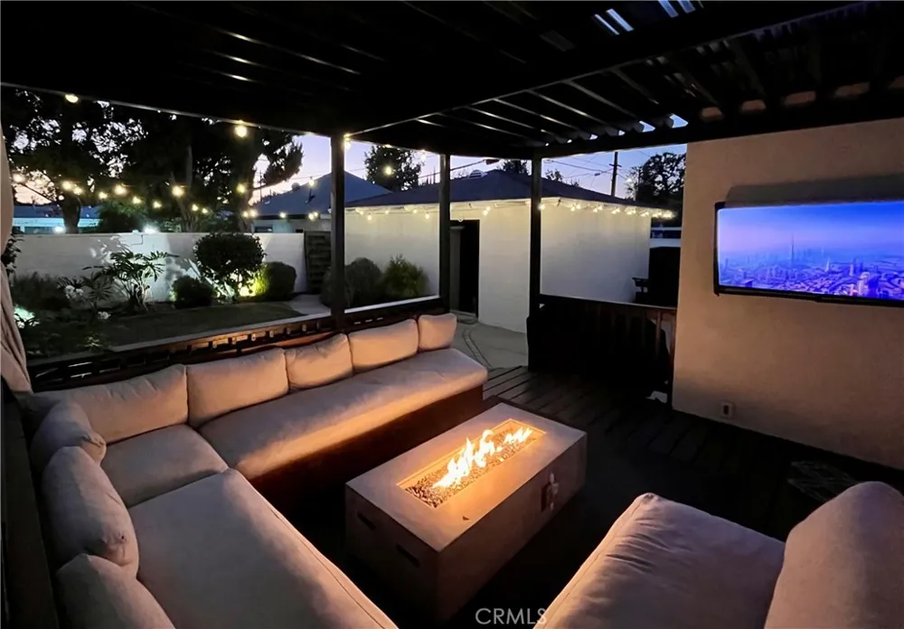 5785 Bertrand Avenue Encino, CA 91316