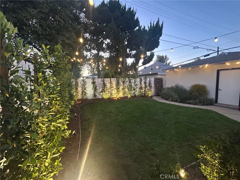 5785 Bertrand Avenue Encino, CA 91316