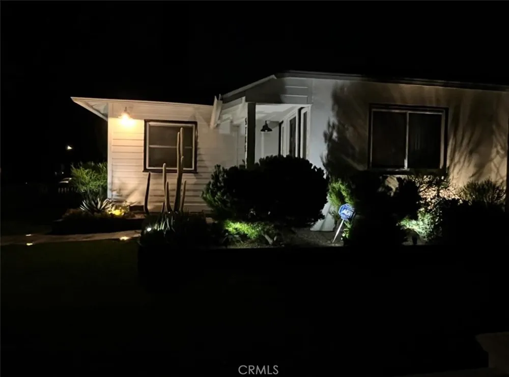 5785 Bertrand Avenue Encino, CA 91316