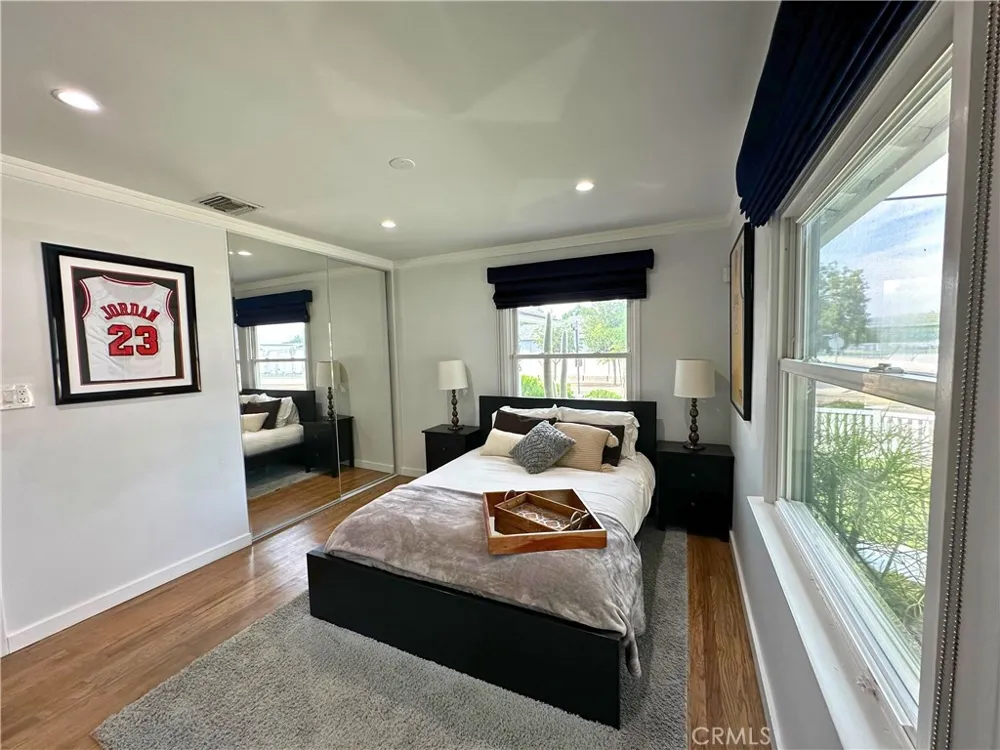 5785 Bertrand Avenue Encino, CA 91316