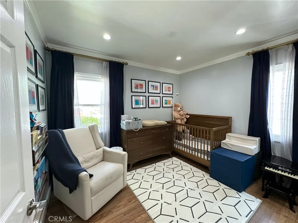 5785 Bertrand Avenue Encino, CA 91316