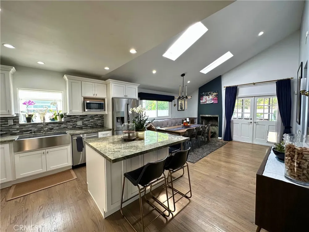 5785 Bertrand Avenue Encino, CA 91316