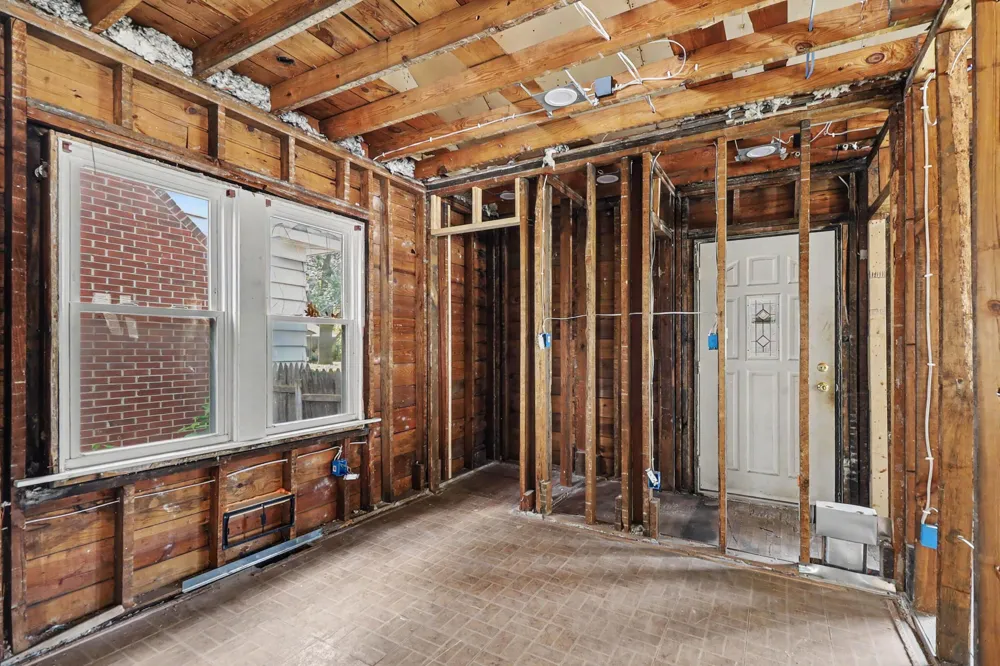 506 Hilldale Drive Royal Oak, MI 48067