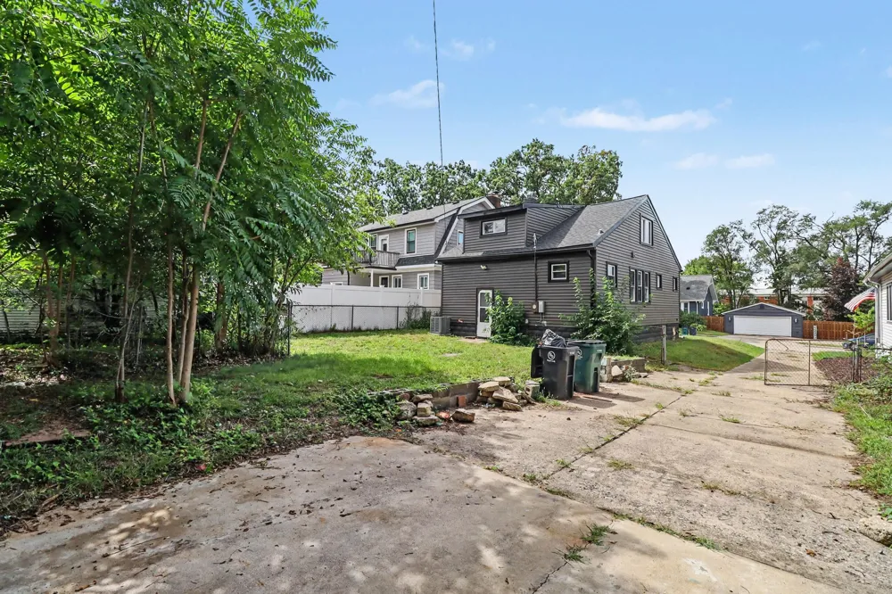 506 Hilldale Drive Royal Oak, MI 48067