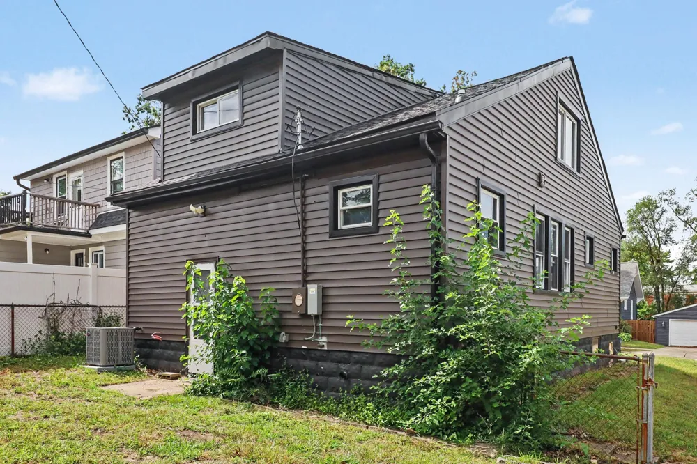 506 Hilldale Drive Royal Oak, MI 48067