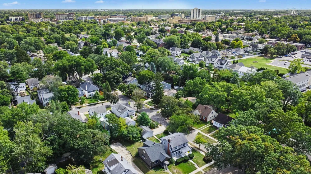 506 Hilldale Drive Royal Oak, MI 48067