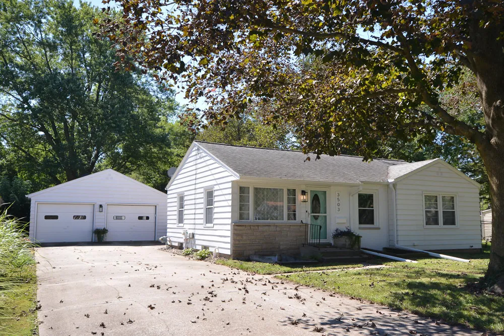 3503 Iroquois Trail Kalamazoo, MI 49006