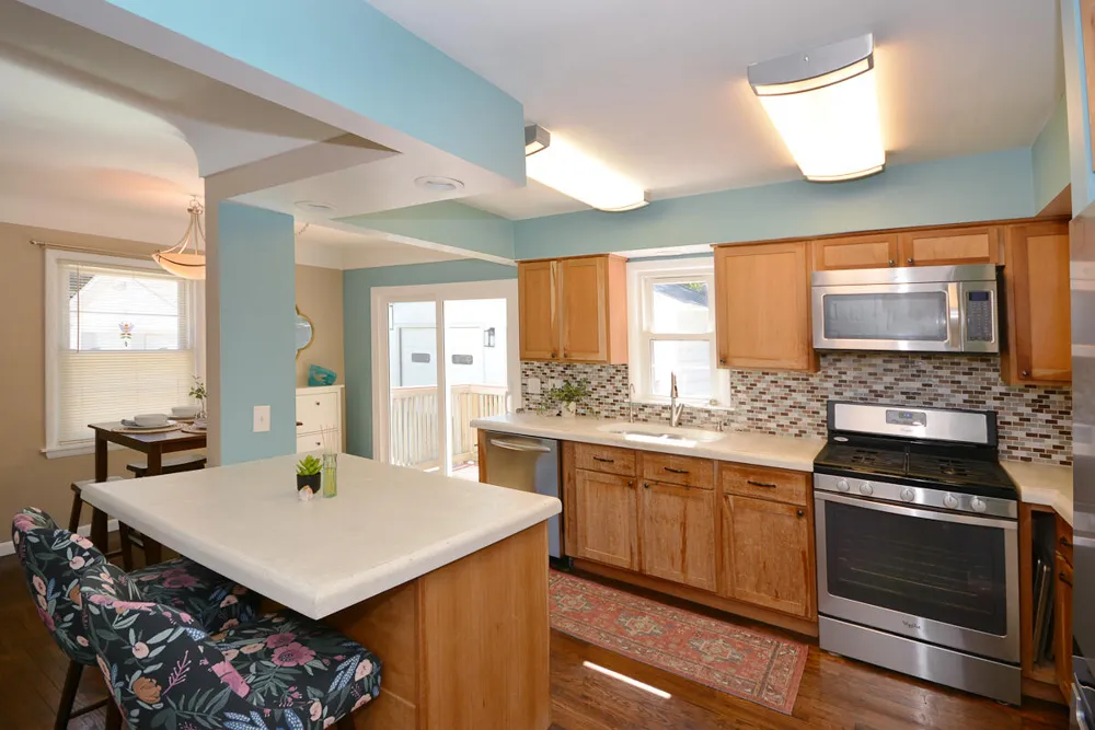 3503 Iroquois Trail Kalamazoo, MI 49006