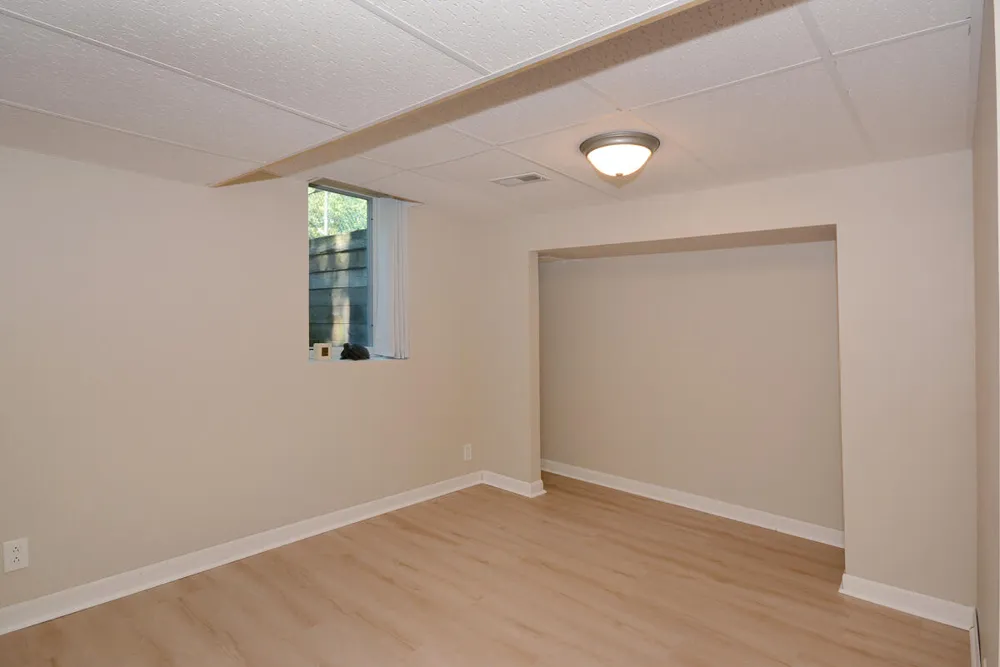 3503 Iroquois Trail Kalamazoo, MI 49006