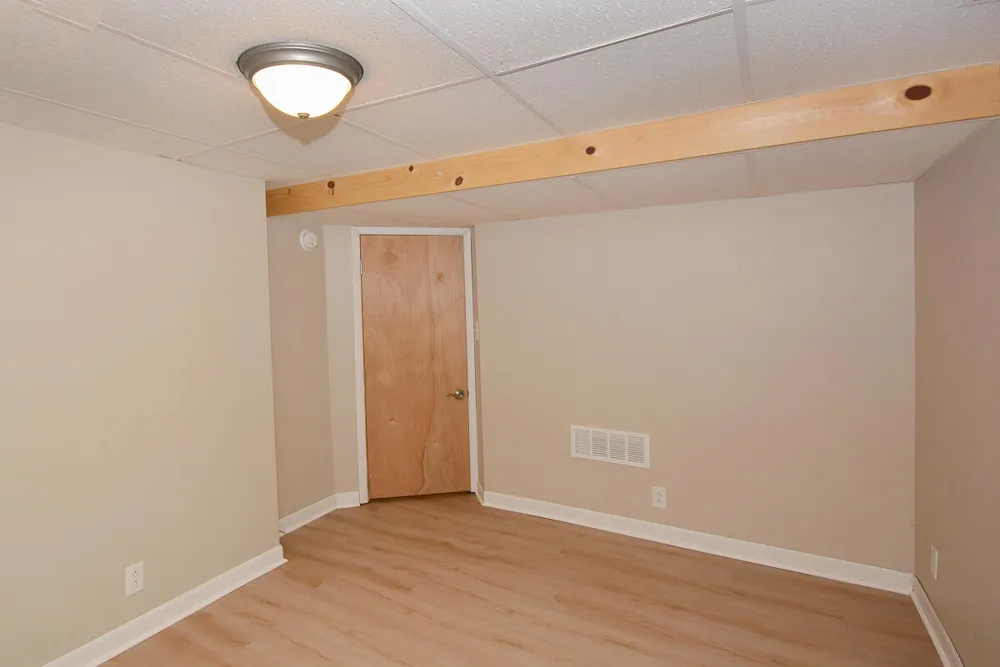 3503 Iroquois Trail Kalamazoo, MI 49006