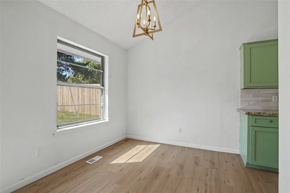 782 Zenith Avenue Tulsa, OK 74127