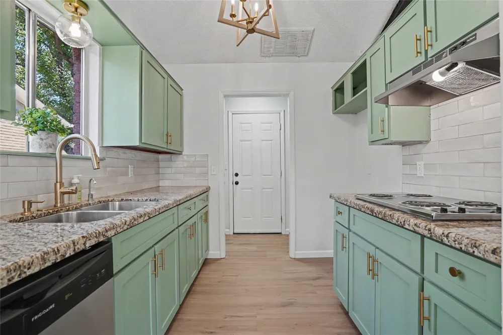 782 Zenith Avenue Tulsa, OK 74127