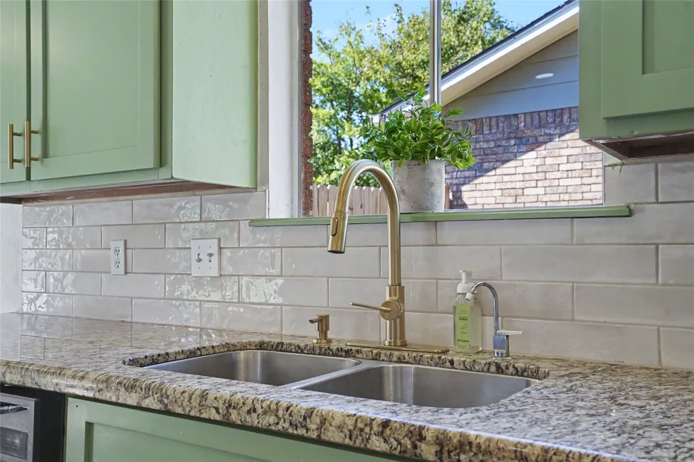 782 Zenith Avenue Tulsa, OK 74127