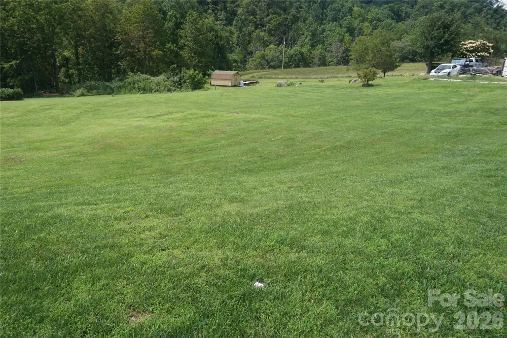 11141 NC Highway 226 Highway Bakersville, NC 28705