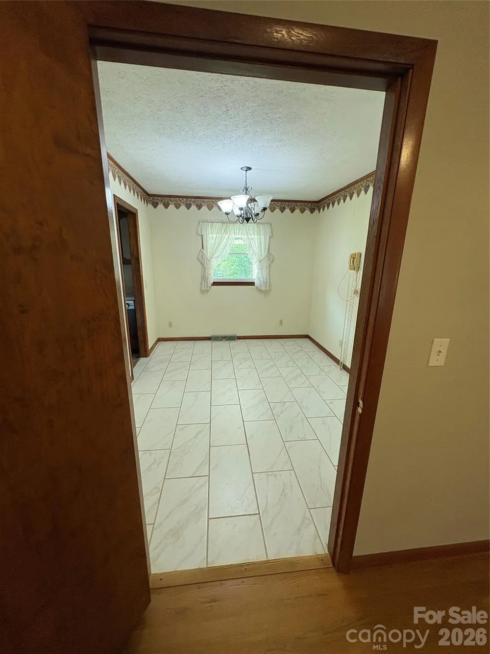 11141 NC Highway 226 Highway Bakersville, NC 28705