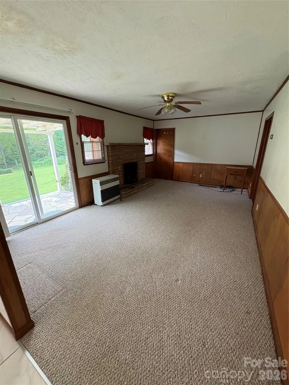 11141 NC Highway 226 Highway Bakersville, NC 28705