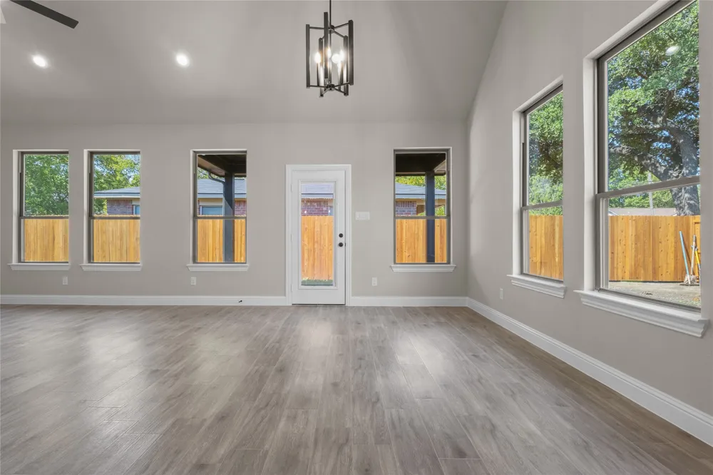 502 S 14th St Corsicana, TX 75110