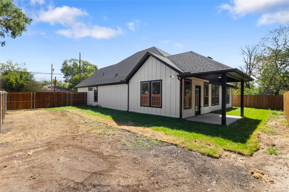 502 S 14th St Corsicana, TX 75110