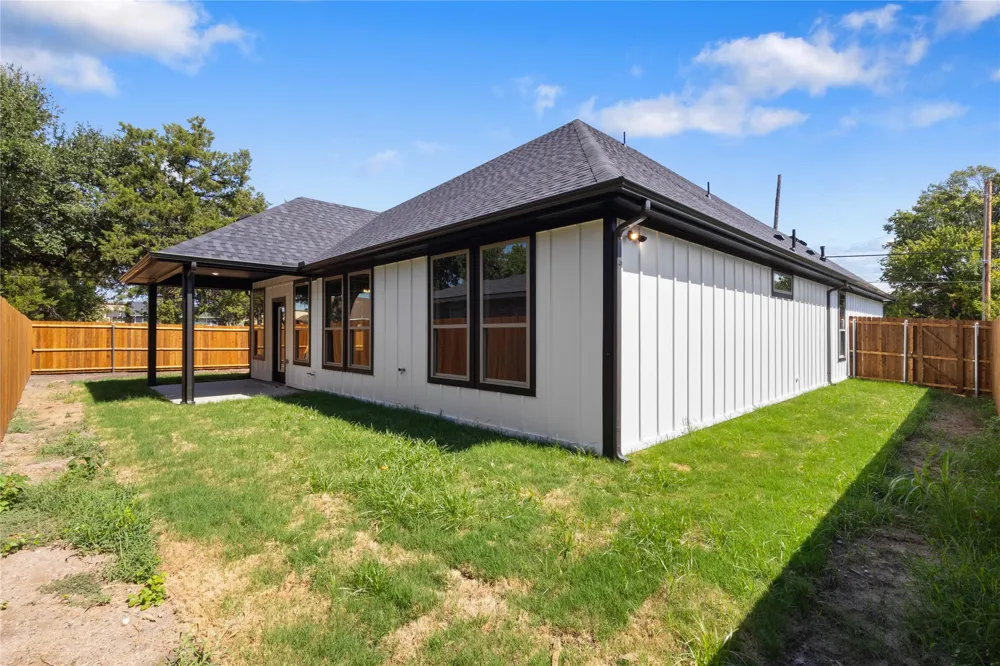 502 S 14th St Corsicana, TX 75110