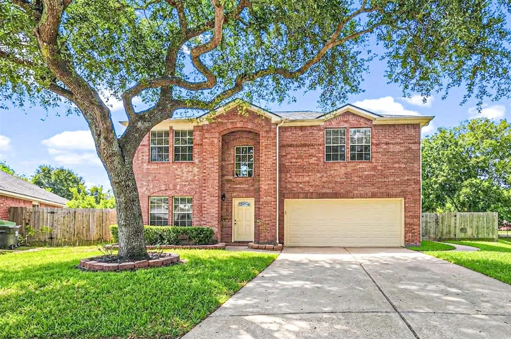 9904 Fair Brook Way Pearland, TX 77584