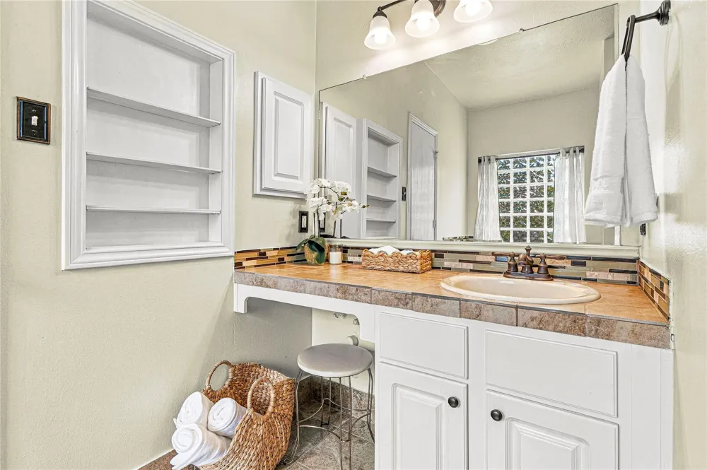 9904 Fair Brook Way Pearland, TX 77584