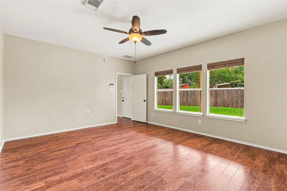 9904 Fair Brook Way Pearland, TX 77584