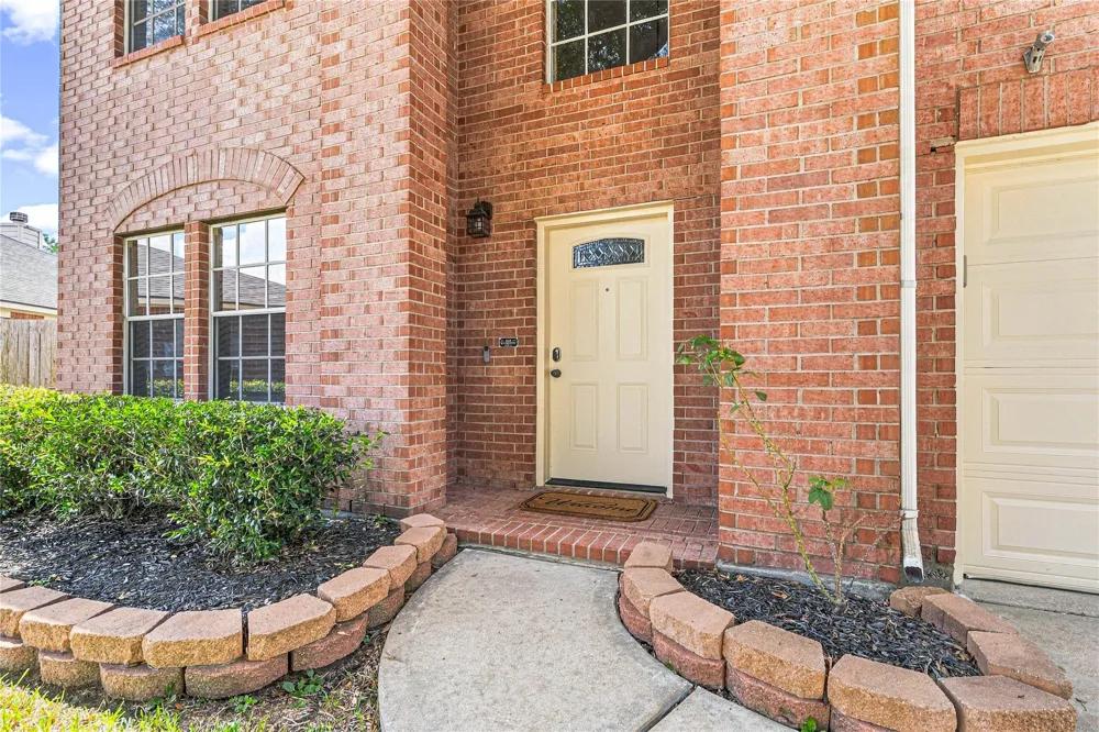 9904 Fair Brook Way Pearland, TX 77584