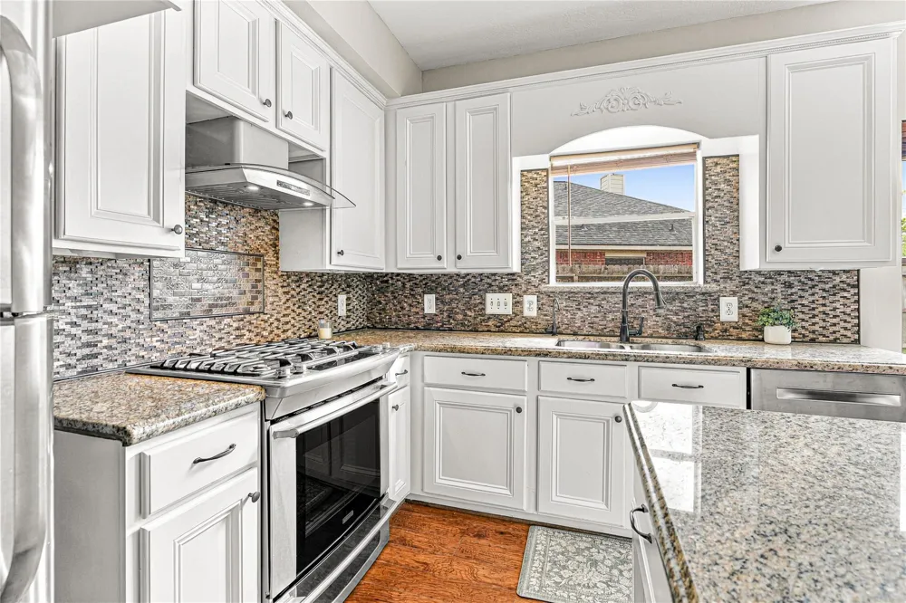 9904 Fair Brook Way Pearland, TX 77584