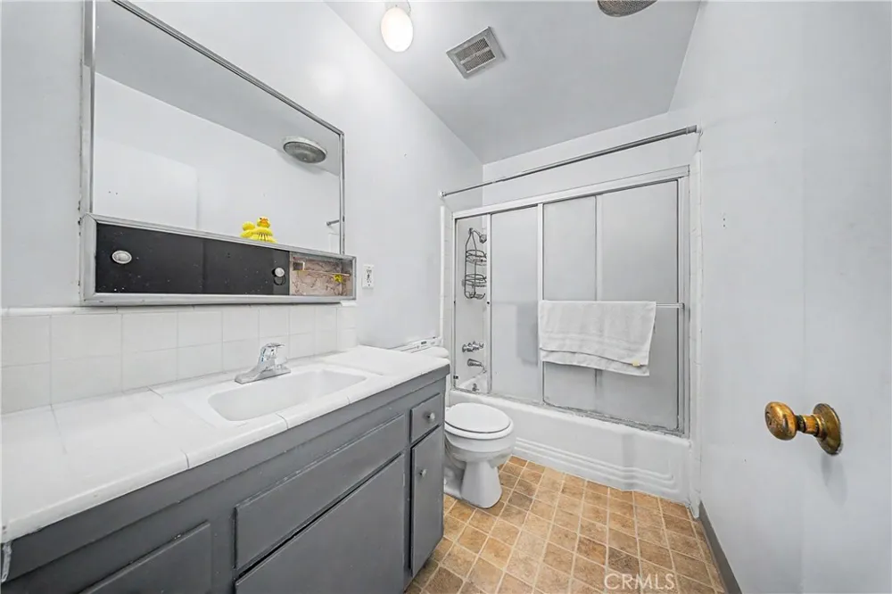 2521 S 6th Arcadia, CA 91006