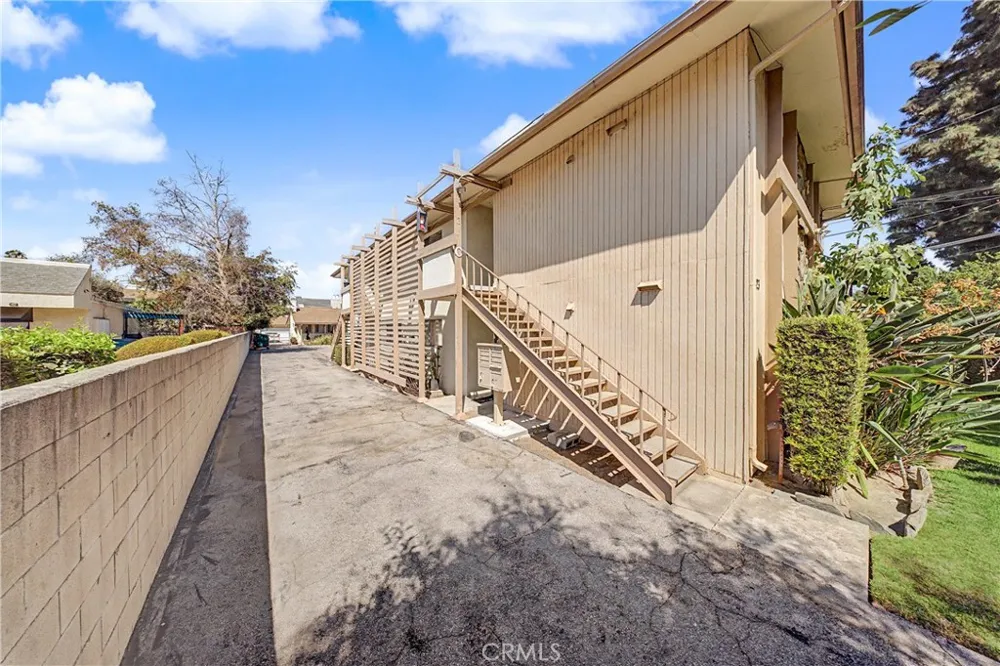 2521 S 6th Arcadia, CA 91006