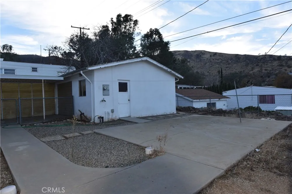114 Salaine Drive Bodfish, CA 93205