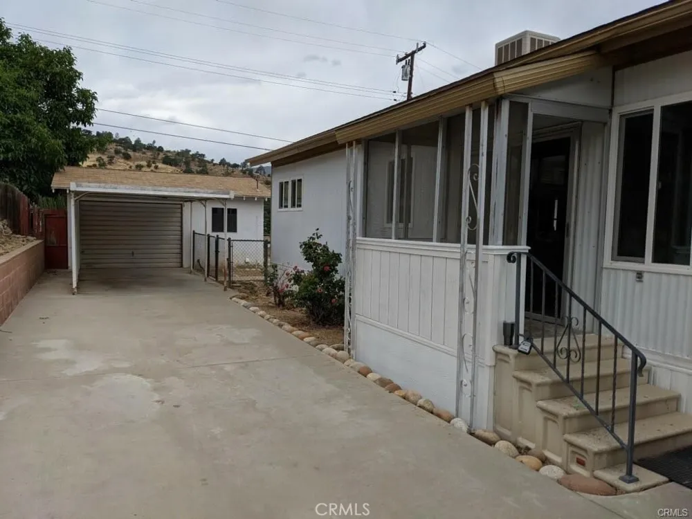 114 Salaine Drive Bodfish, CA 93205