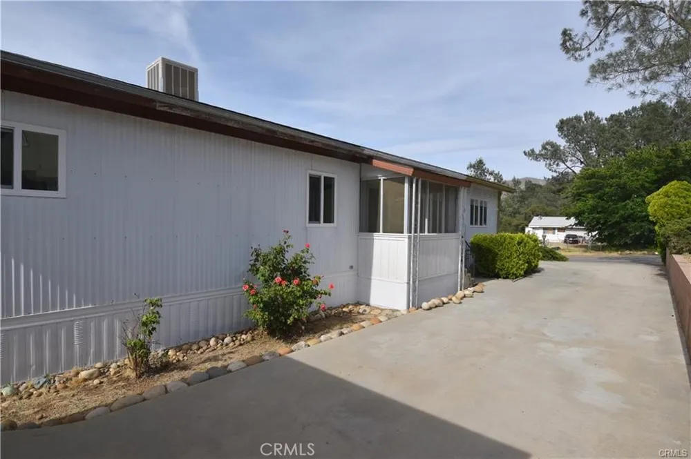 114 Salaine Drive Bodfish, CA 93205