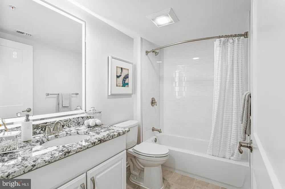 19520 VILLAGE WALK DRIVE #3-202 Montgomery Village, MD 20886