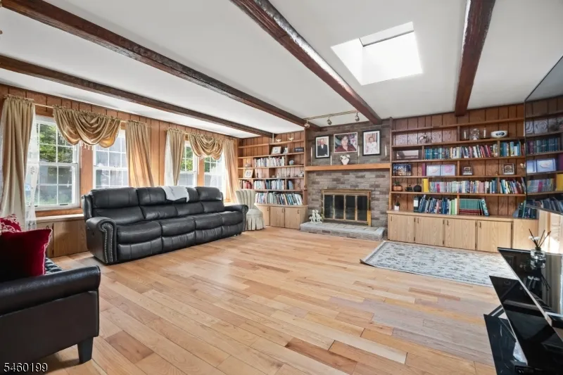18 Chestnut St Boonton Town, NJ 07005